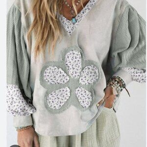 POL NWOT  Green Floral Patch Hoodie